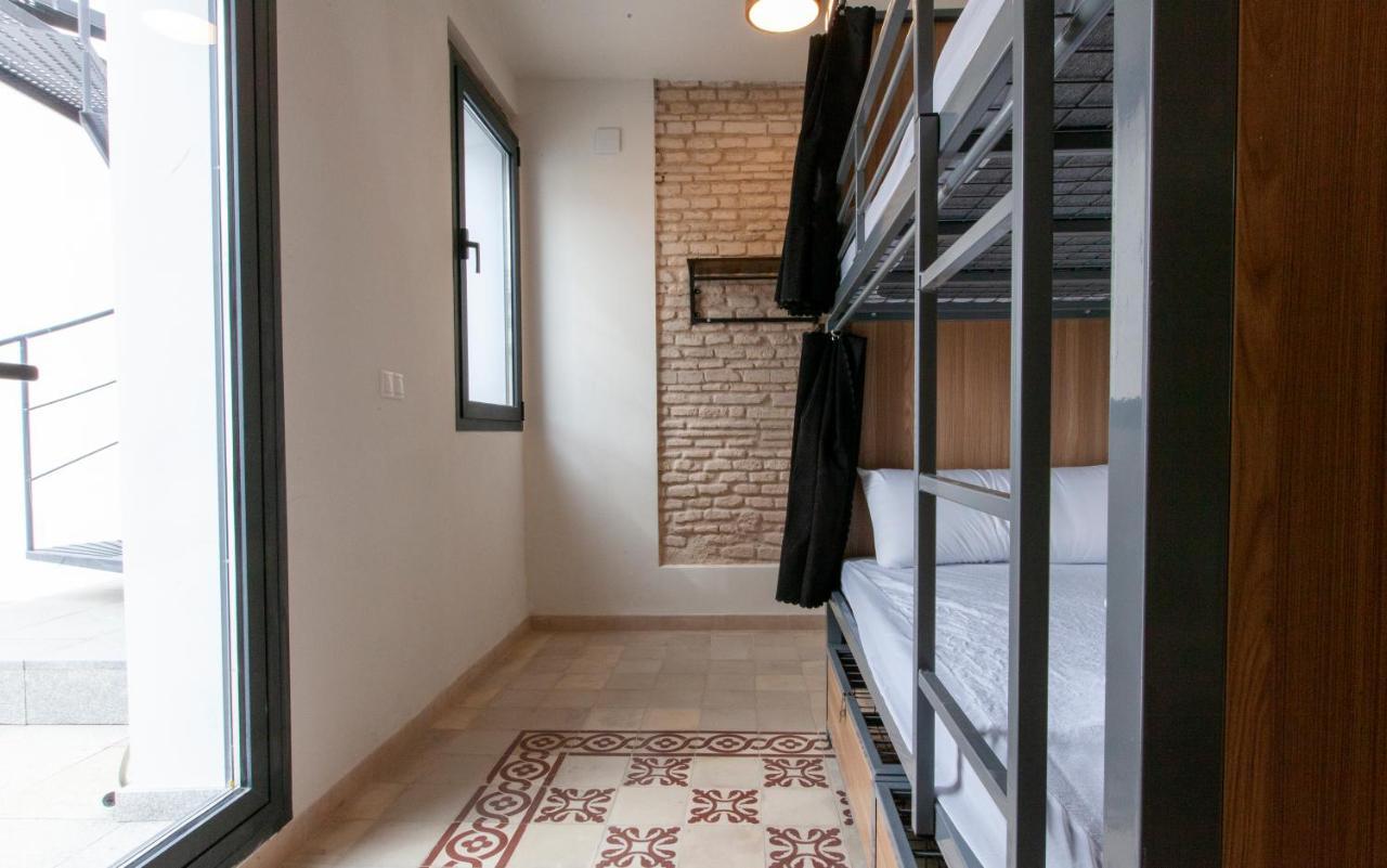 Hostel Ibarra By Bossh! Hotels Sevilla Exterior foto